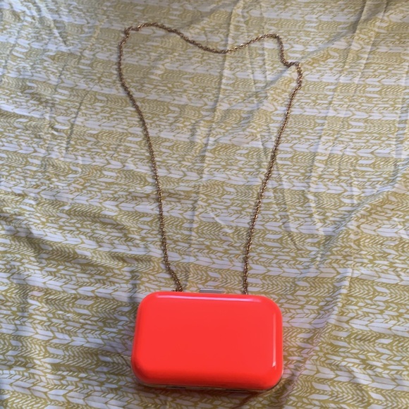 Cute little neon coral box purse from dELiA*s - Picture 4 of 8